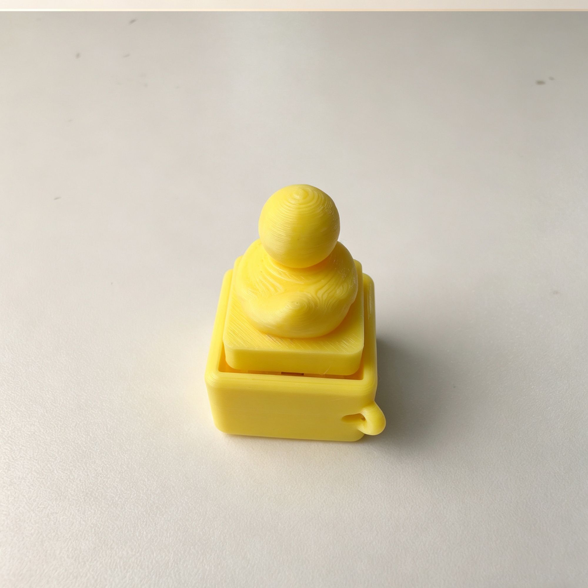 Lindo llavero con forma de pat - Men'S Yellow Accessories reseña y precio