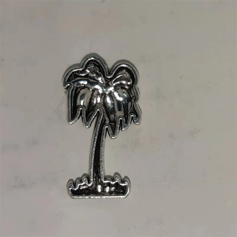 Insignia de aleación DIY creat - Men Accessories In Silver reseña y precio